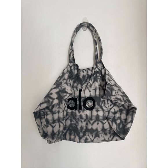 alo Yoga Canvas Tote Bag Tie-Dye Print - Gray White, One Size - Picture 2 of 7